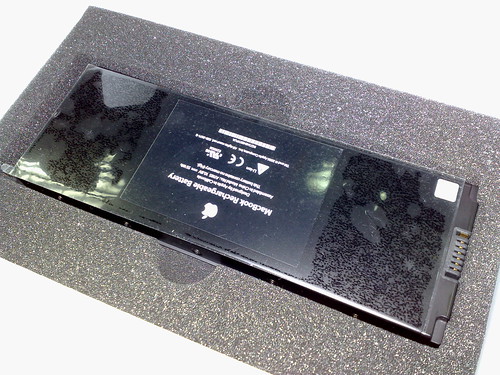 Macbook Battery (by tenz1225)
