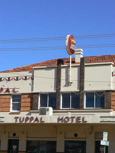 Tuppal Hotel, Finley