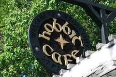 hobbit cafe houston
