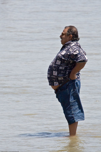 Big Man Big Stomach - Scenes from Morro Bay, C...
