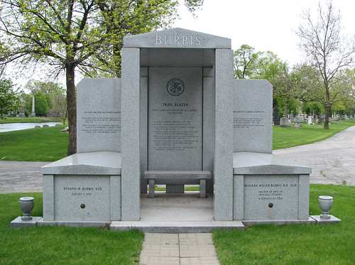 Roland Burris grave