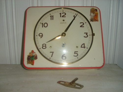 Flea market findings - 50´s children's clock by you.