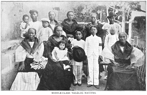 Middle-class family wearing traditional dress costume Philippine old pictures photograph black and white Philippines Buhay Pinoy Filipino Pilipino  people photos life Philippinen   
