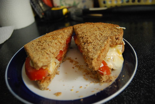 Grilled cheese with tomato