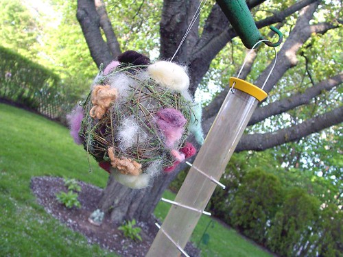 Song Bird Nesting Ball