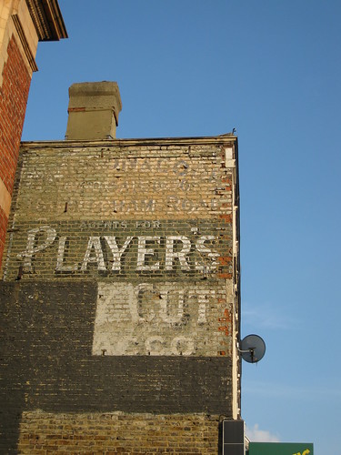 Player's wall Mitcham Road, Tooting Broadway by ramson.