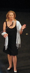 Cybill Shepherd a színpadon