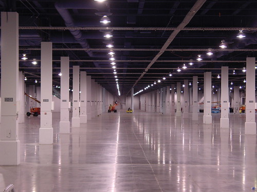Empty trade show floor, Las Vegas Expo Center beneath Blogworld Expo, bwe08.
