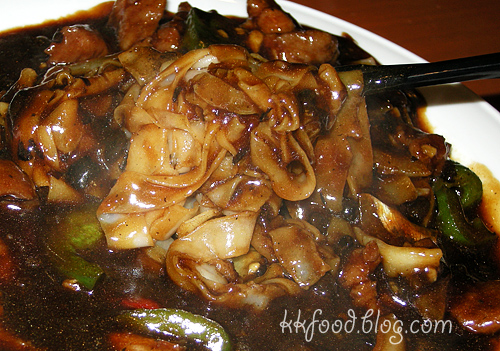 Black Bean Beef with Kway Teow