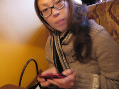 Tina addicted to text messaging by frankfarm