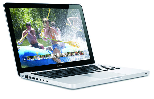 全新 Macbook，採用 Brick 一體化金屬機殼，感覺更「高貴」。