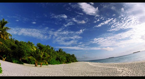 A Beach of Maldives by iPixelphotography