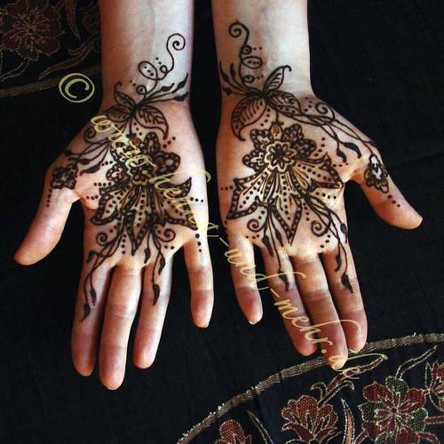 Henna Flower Tattoo Picture 9