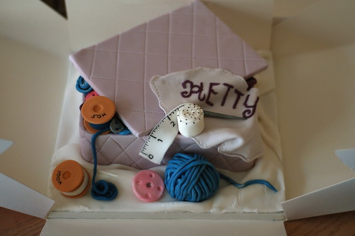 Sewing box cake