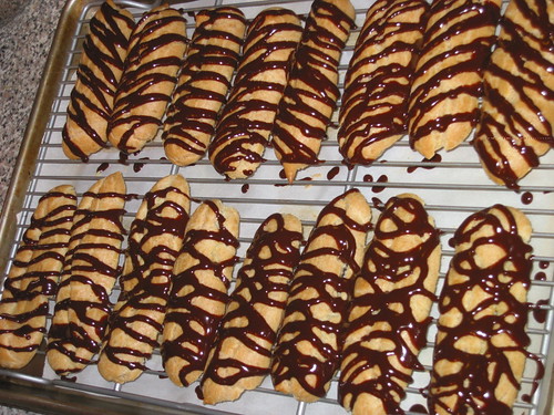 01 - Glazed Tops for Eclairs