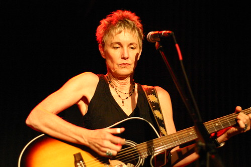 Eliza Gilkyson at Tupelo Music Hall, Nov. 15, 2008