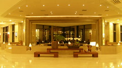 32.飯店大廳的小酒廊