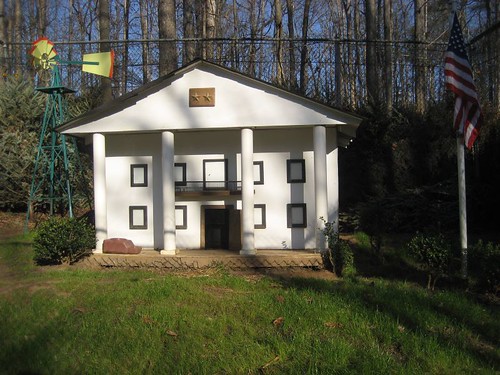 Home of groundhog General Beauregard Lee