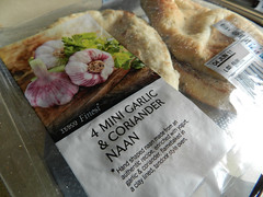 Tesco mini garlic & coriander naan bread
