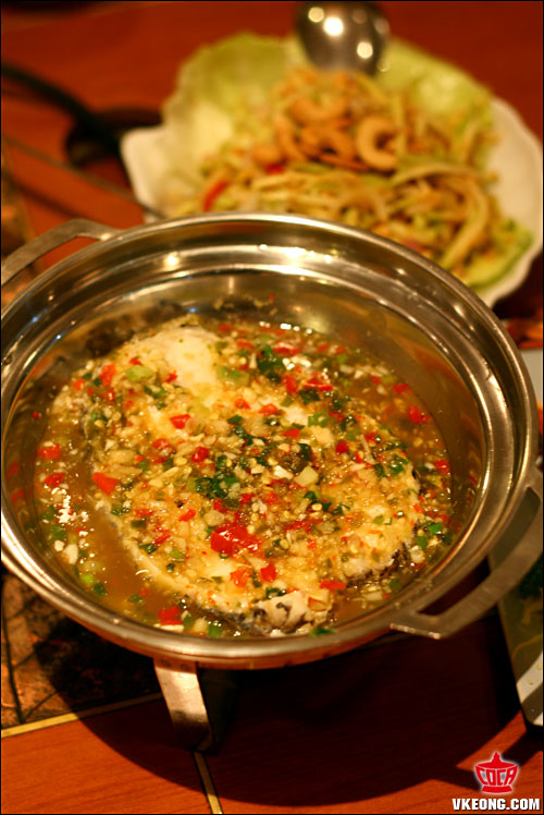 thai style steamed cod fish