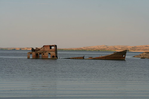Abandoned boat ©  Pavel 