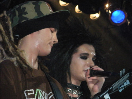 Bill and Tom live by Emilylovesmusic.