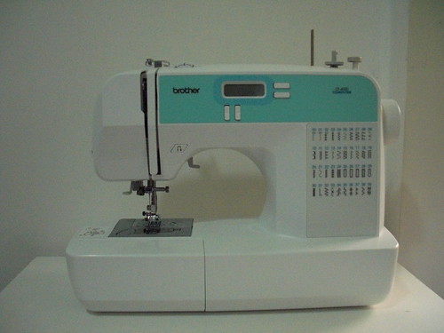 Minha máquina de costura !!! by La Coqueta - Moda Personalizada