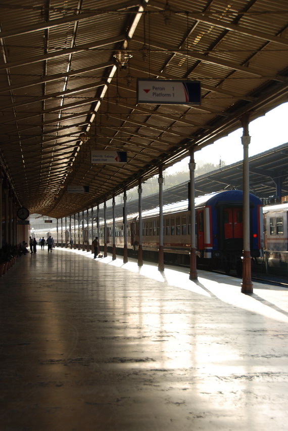 Platform in Sirkeci 錫爾凱吉車站的月台