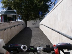 Rampa de acesso ao lado Norte da Estação do Estoril