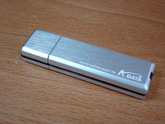 ADATA PD7 隨身碟背面