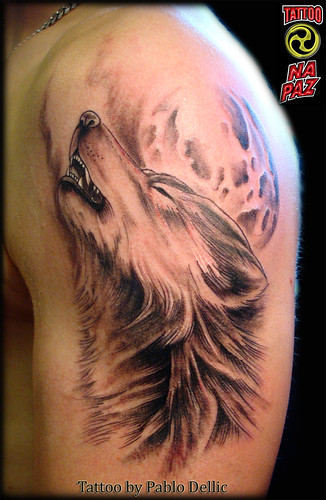  Tatuagem de Lobo , Wolf Tattoo by Pablo Dellic