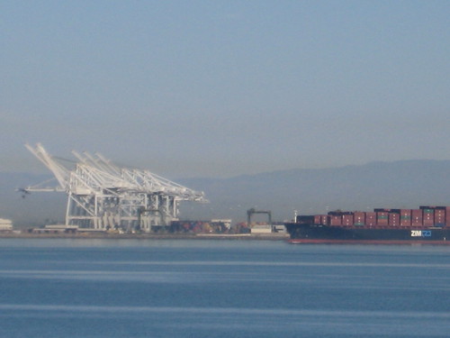 Air pollution in the port