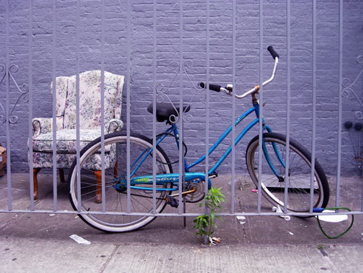 green street bike and chair