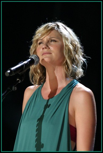 Jennifer Nettles in Sugarland by Chuck Clark Photography