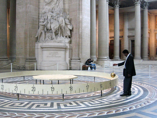 Foucault pendulum at the PanthÃ©on