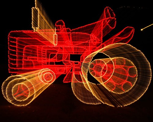 Zoomed Lighted Tractor Display