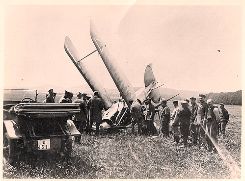 Plane crash, crash video plane, airplane crash, aircraft crashes - WW1 German aeroplane crash