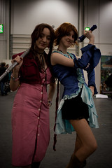 Final Fantasy 7 cosplay: Aeries and some other chick?