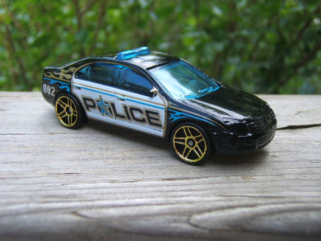 models toycars matchboxcars policecars fordfusion