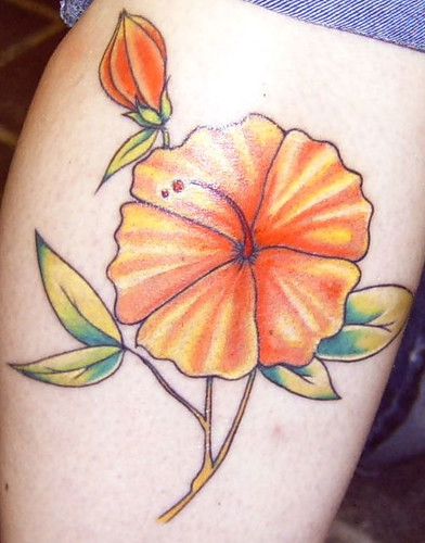 Hippie's Custom Tattoos Orange Flower Detail 
