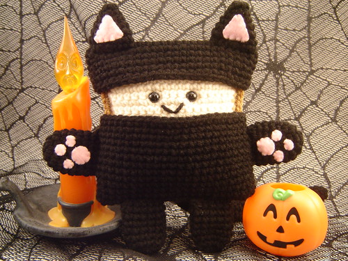 Mr. Toastee Halloween 2008 Plush - Black Cat Costume
