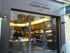 Little tour at the new Pierre Herme shop