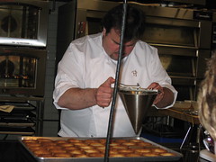 Pierre Hermé: Assembling the Vanilla Tart