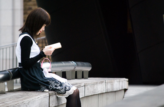 reading girl_0087