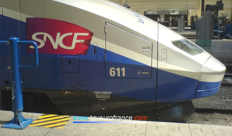 Détail de la motrice paire de la rame TGV RD 611 dont le dépôt d'attache est "Paris Sud-Est" (Technicentre SNCF de Villeneuve Saint-Georges)