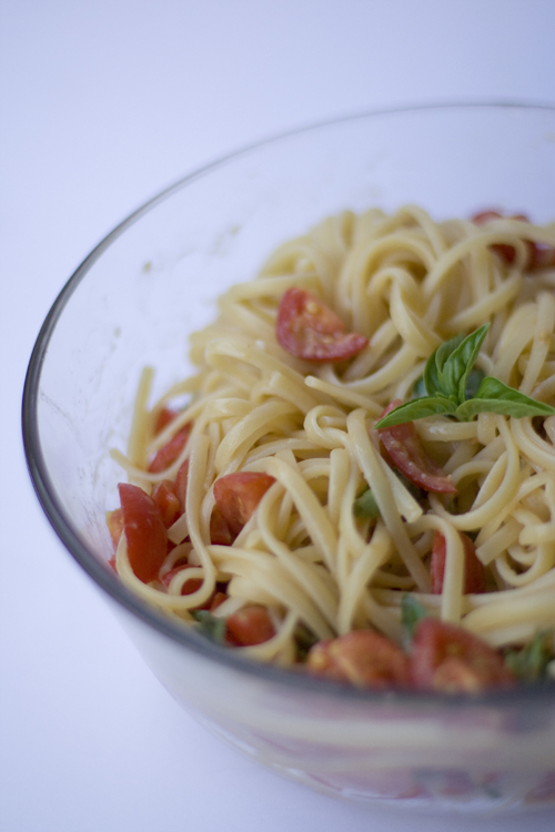 Spaghetti con pomodorini e bottarga