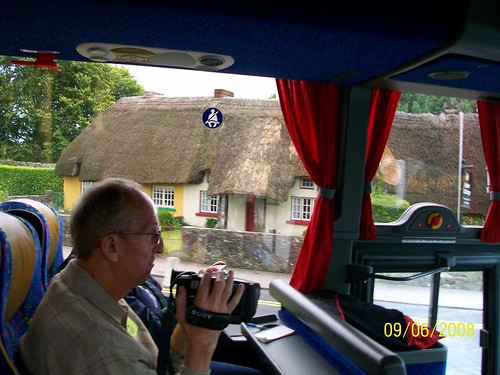 Ireland - On the road - Adare thatched roof house