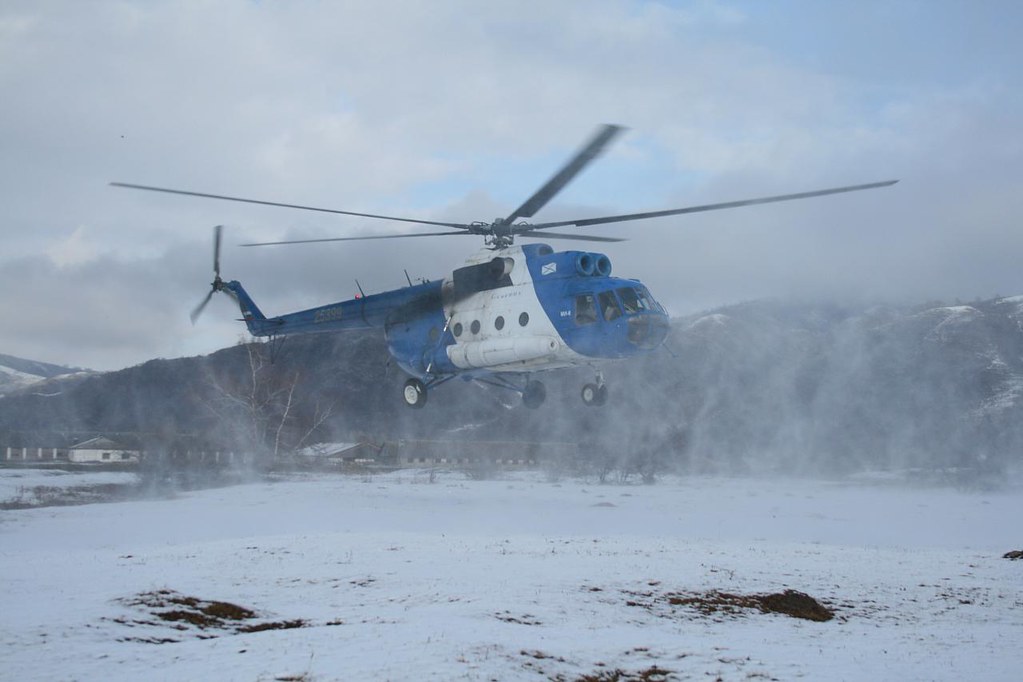 : Winter Mi-8 landing