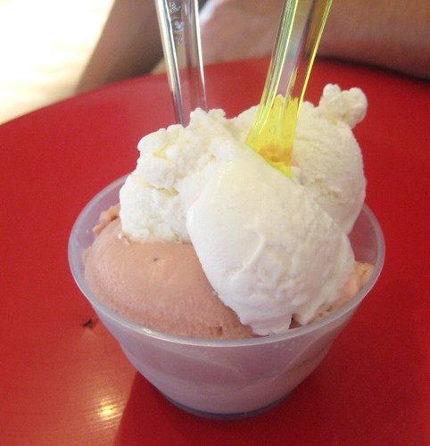 Strawberry Passion Fruit & Lemongrass Coconut Ice Cream @ Scoops by you.