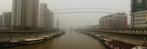 Terrible air pollution (Tributary to the Yellow River in Wuhu City, Anhui Province, China)